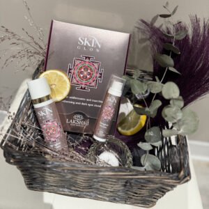 GLOW Tratamiento Facial Antimanchas e Iluminador. COFRE SKINGLOW: Serum + Crema + Parches